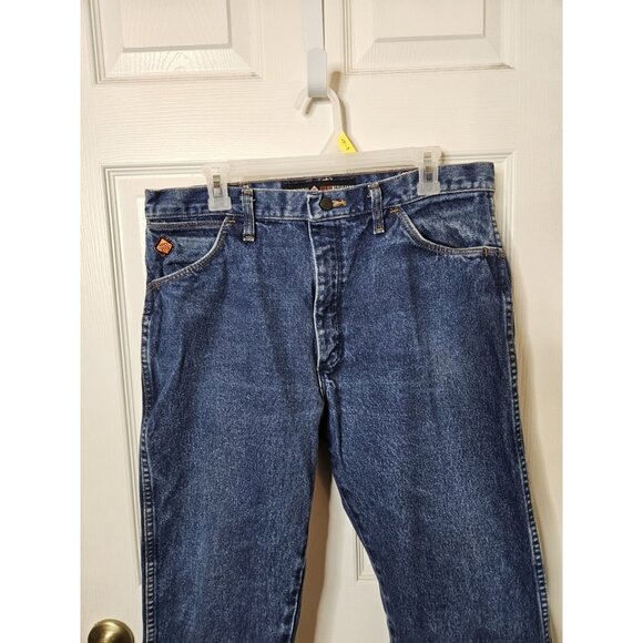 Wrangler FR Flame Resistant Mens Blue Jeans 35x32 CAT 2 Riggs Workwear - Picture 2 of 10